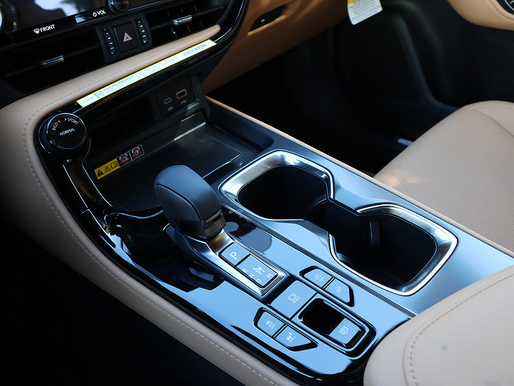 New 2026 Lexus NX 350 AWD w/ Accessory Package (2T) image 23