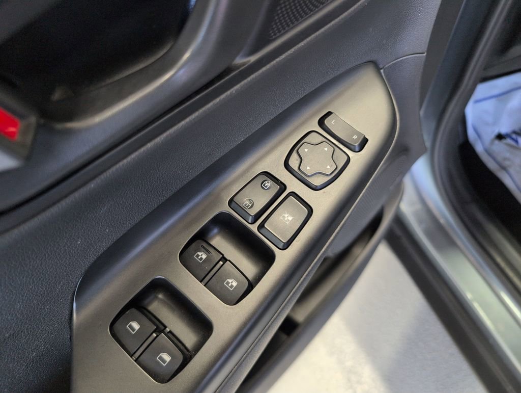 Certified 2021 Hyundai Kona SEL Plus AWD/4WD image 12