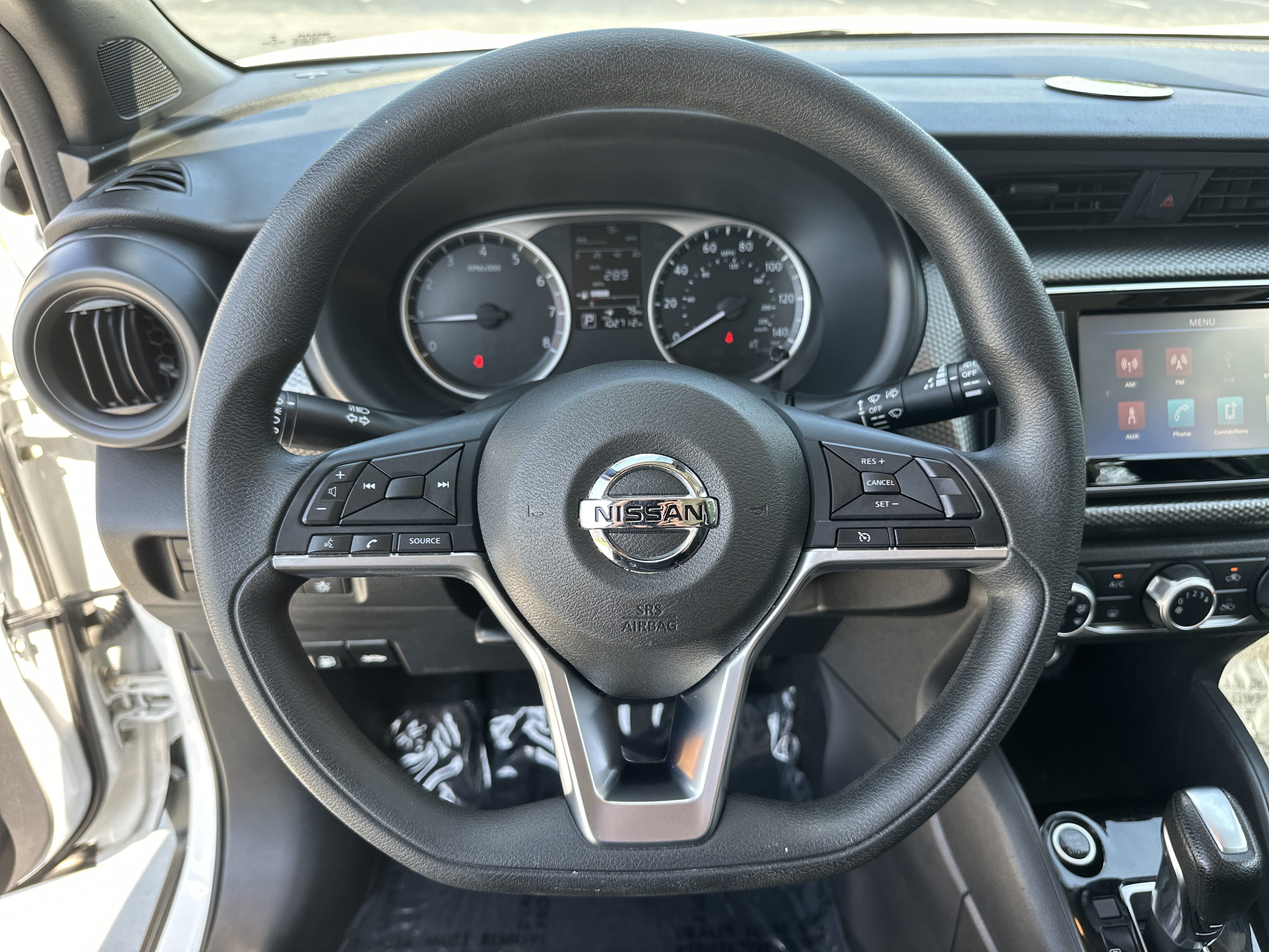 Used 2020 Nissan Kicks S FWD image 18