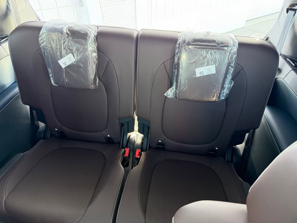 New 2025 Volkswagen ID. Buzz Pro S Plus image 17