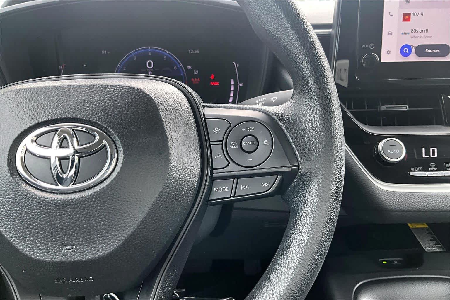 Used 2026 Toyota Corolla LE w/ LE Premium Package FWD image 24