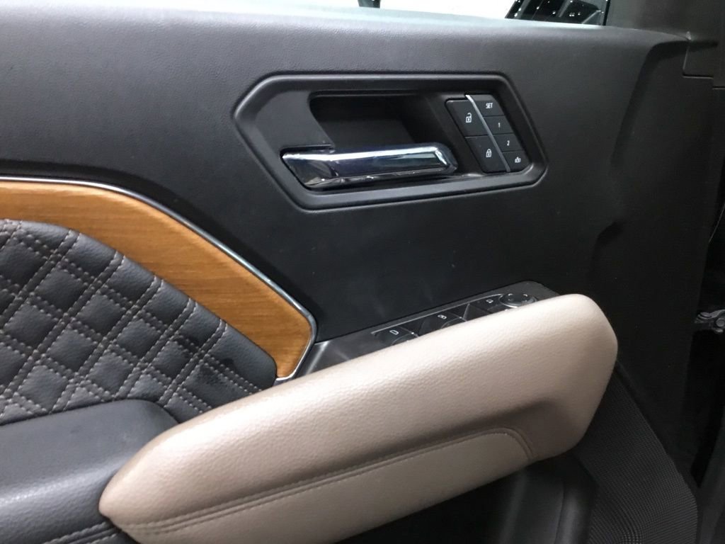 Used 2023 GMC Canyon Denali AWD/4WD image 8