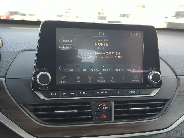 Used 2024 Nissan Altima 2.5 SV image 6