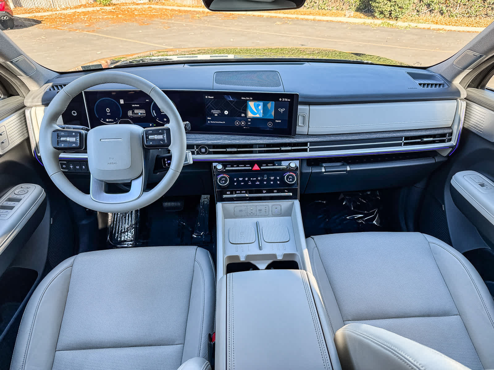 Used 2025 Hyundai Santa Fe Limited FWD image 10