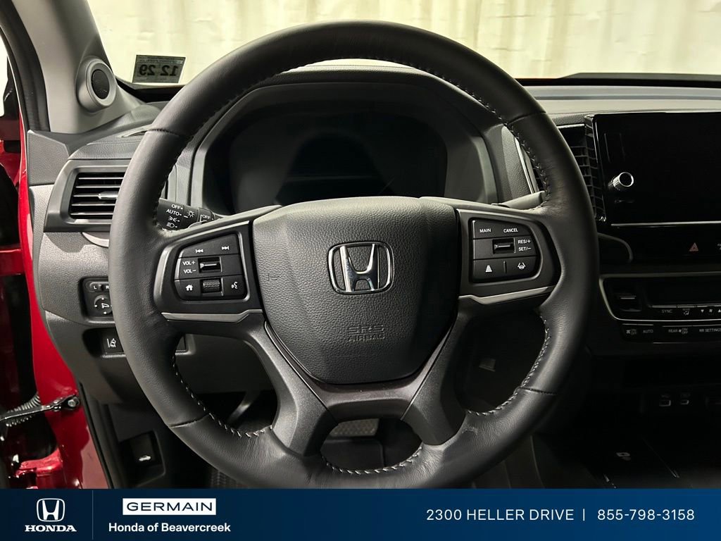 Used 2025 Honda Ridgeline Sport image 16