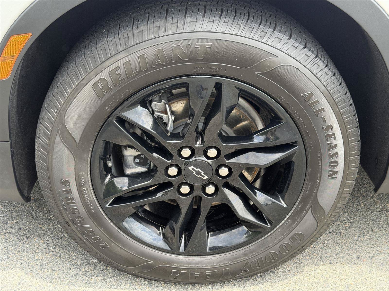 Used 2021 Chevrolet Blazer LT w/ Sound & Technology Package FWD image 39
