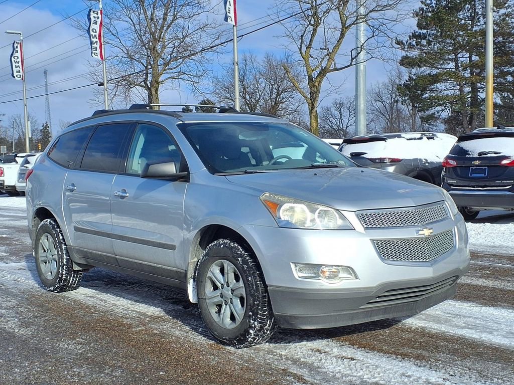 Used 2012 Chevrolet Traverse LS image 3