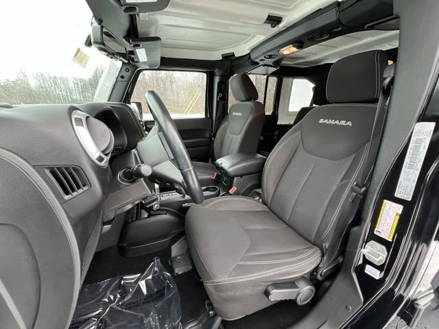 Used 2018 Jeep Wrangler Unlimited Sahara image 18