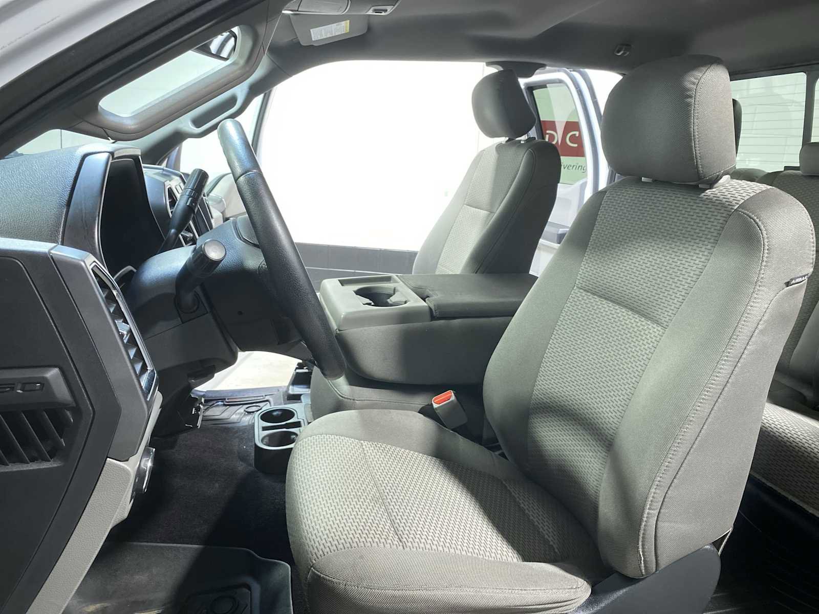 Used 2015 Ford F150 XLT w/ Equipment Group 302A Luxury image 11