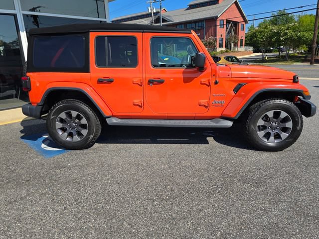 Used 2019 Jeep Wrangler Unlimited Sahara w/ Dual Top Group AWD/4WD image 39