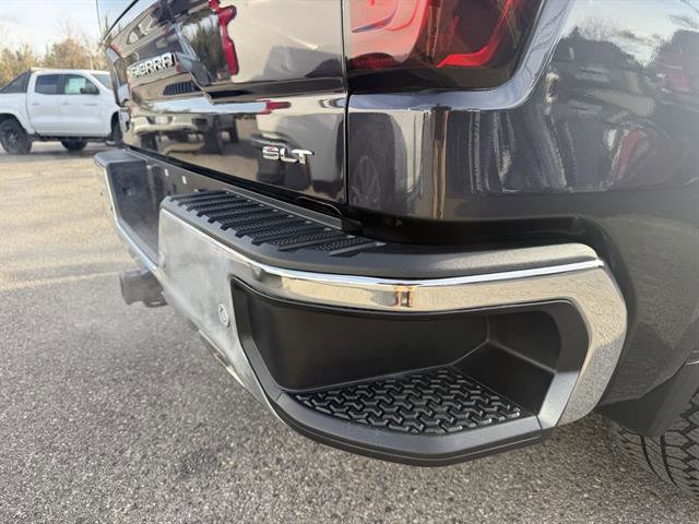 Used 2024 GMC Sierra 1500 SLT w/ SLT Premium Plus Package image 24