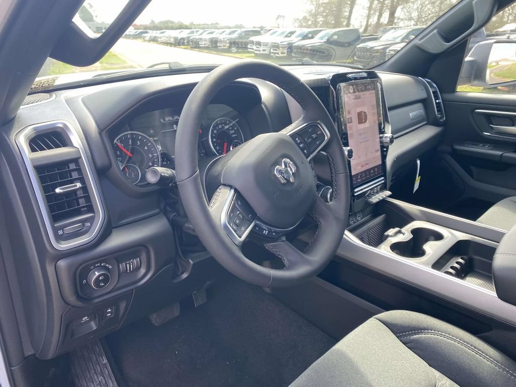 New 2026 RAM 1500 Big Horn AWD/4WD image 18