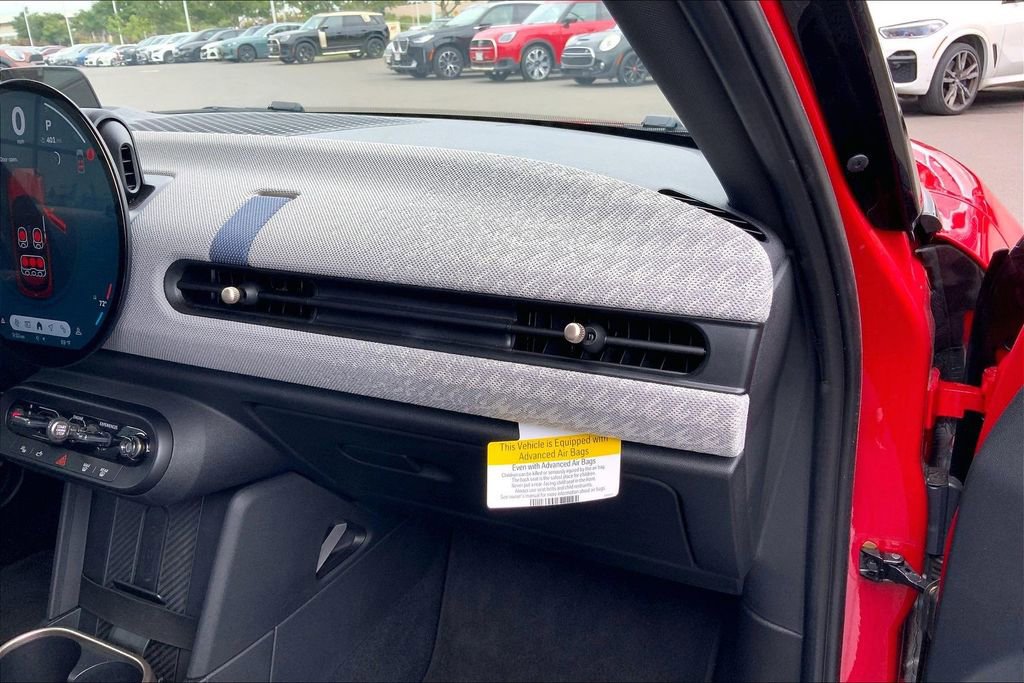 Certified 2025 MINI Cooper S image 18