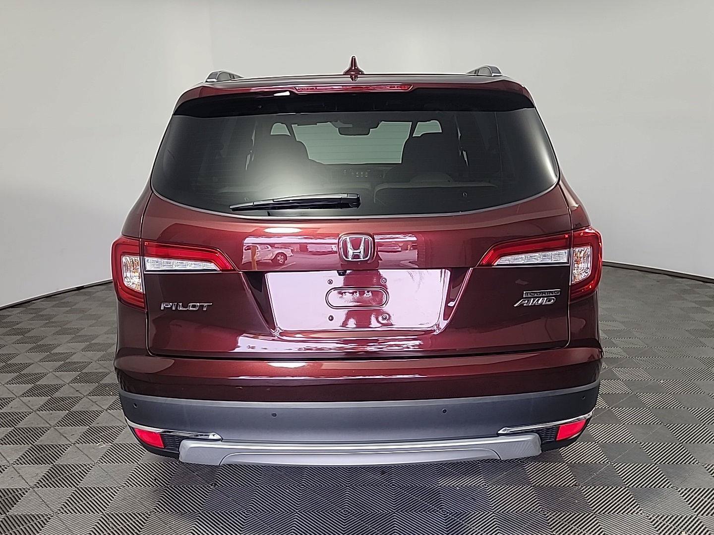 Certified 2021 Honda Pilot Touring image 5