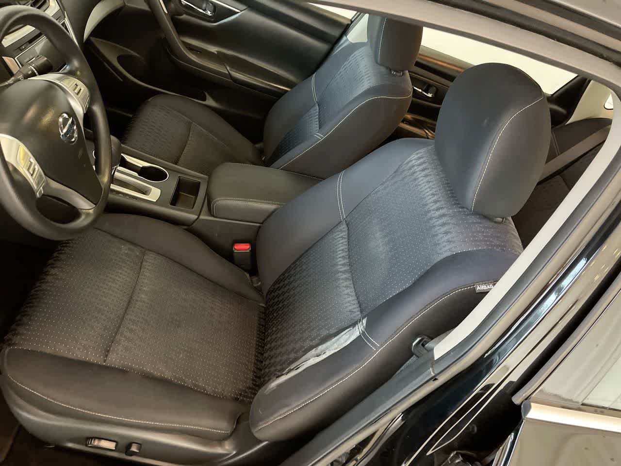 Used 2016 Nissan Altima 2.5 S w/ Power Driver Seat Package FWD image 11