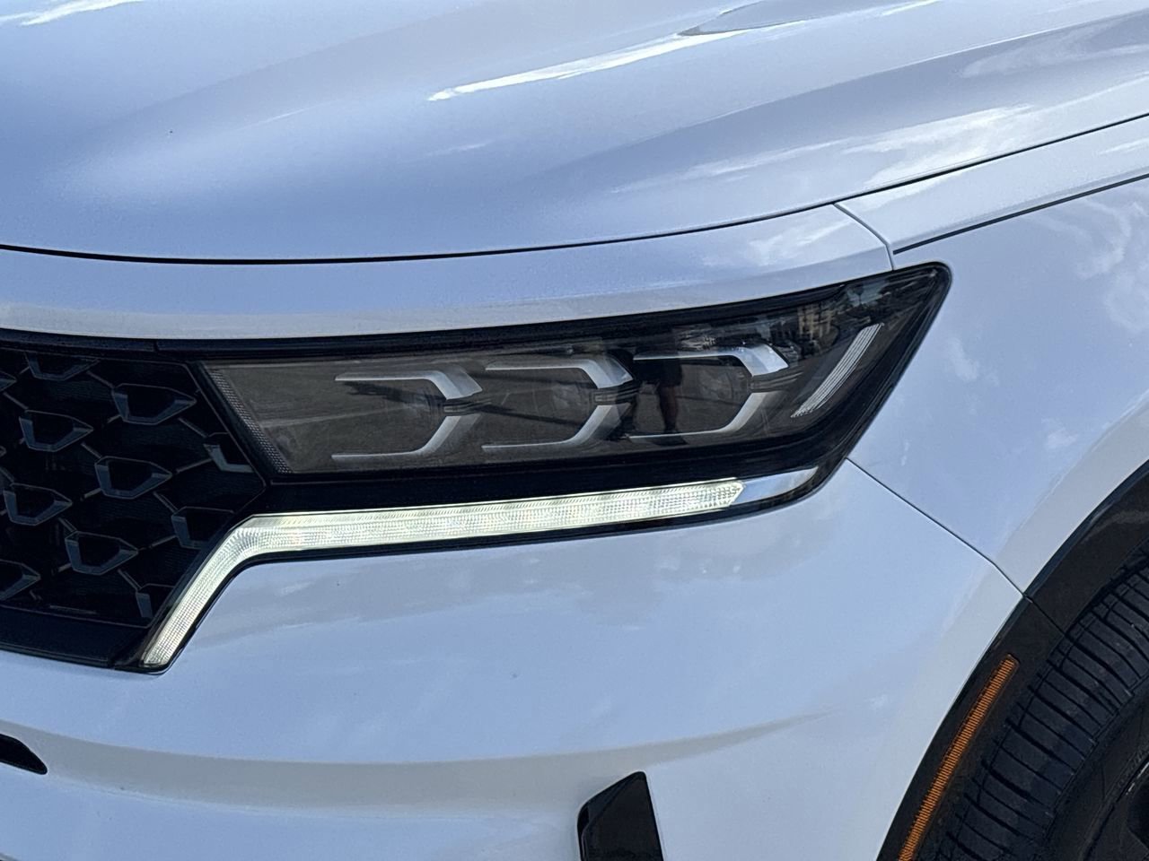 Used 2023 Kia Sorento SX image 6