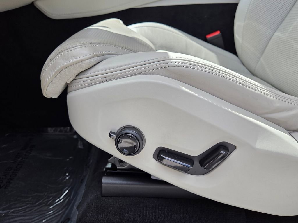 Used 2023 Volvo XC90 B6 Ultimate image 10