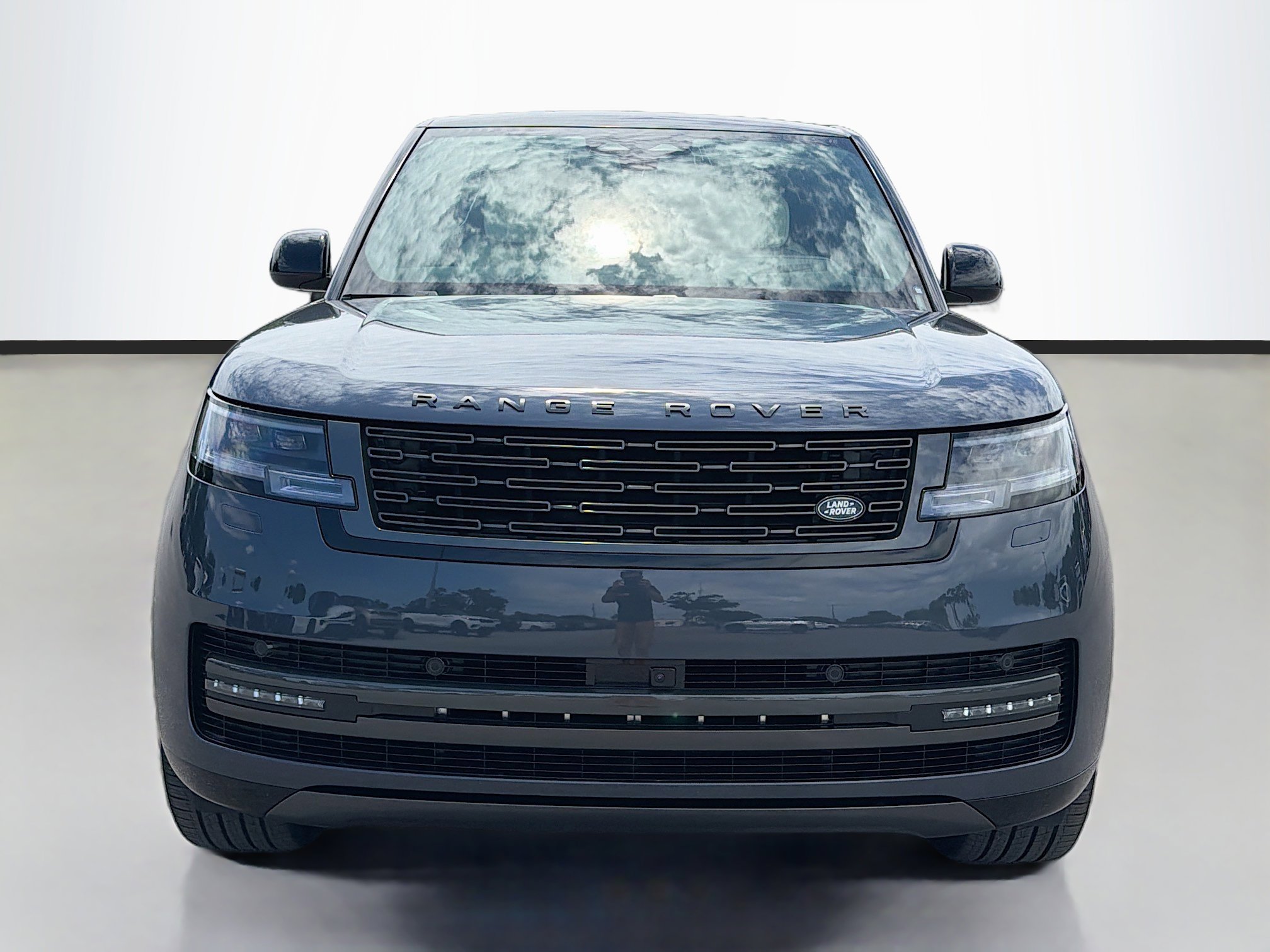 New 2026 Land Rover Range Rover Long Wheelbase SE AWD/4WD image 8