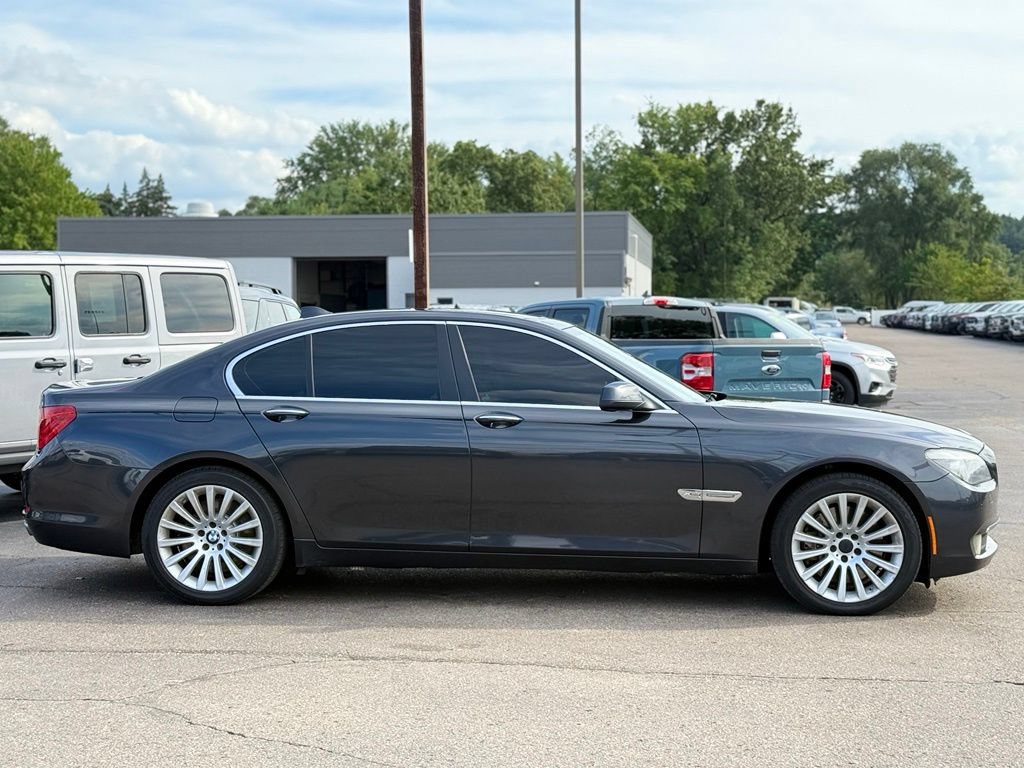 Used 2012 BMW 750i xDrive AWD/4WD image 31