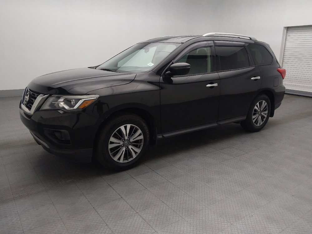 Used 2020 Nissan Pathfinder S image 2