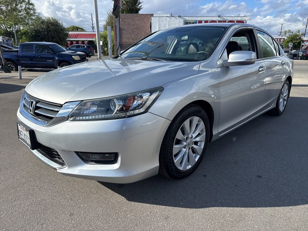 Used 2015 Honda Accord EX-L image 2