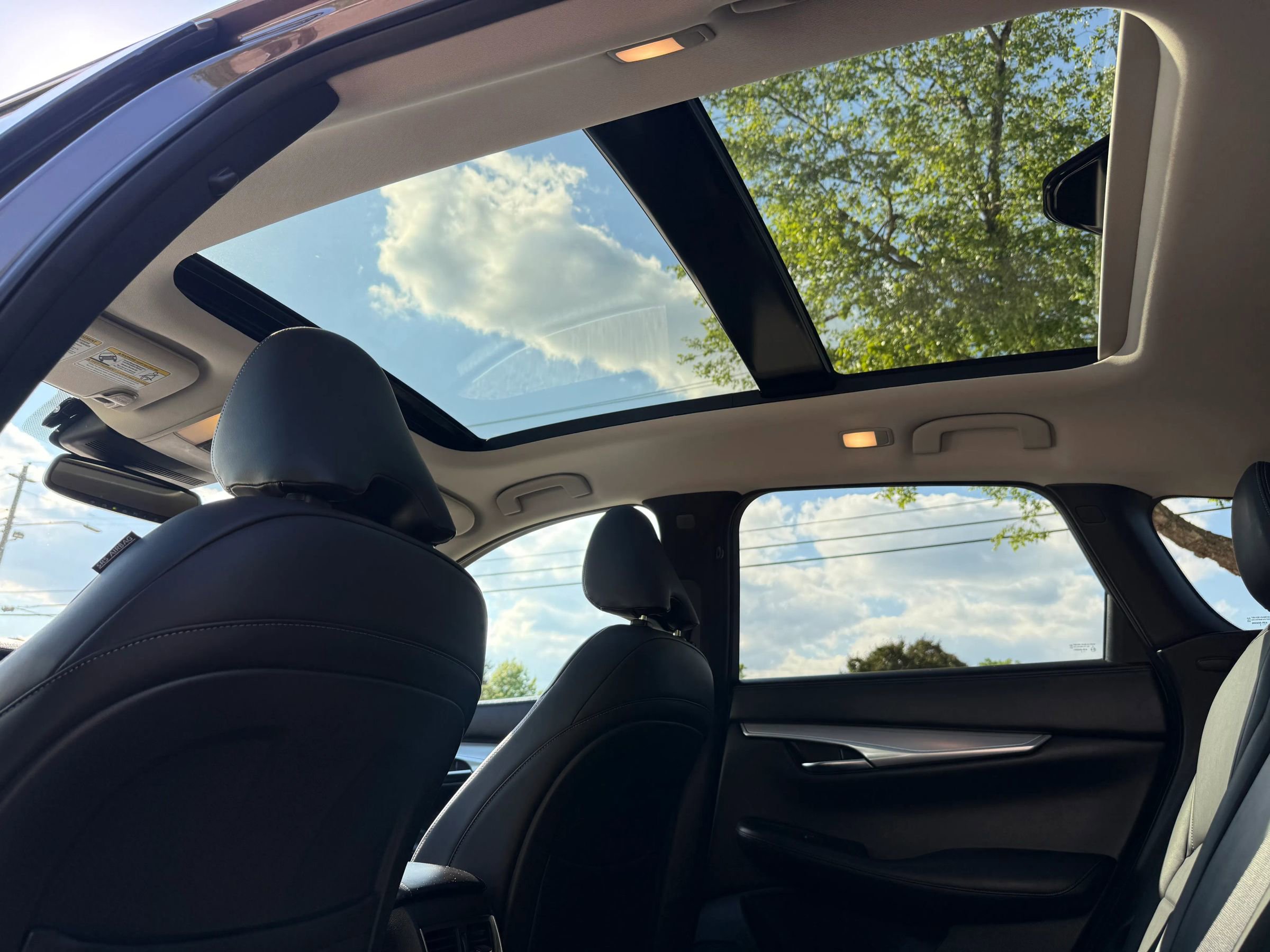 Used 2019 INFINITI QX50 Luxe w/ Cargo Package AWD/4WD image 11
