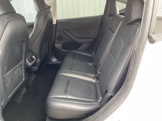 Used 2023 Tesla Model Y Performance AWD/4WD image 22