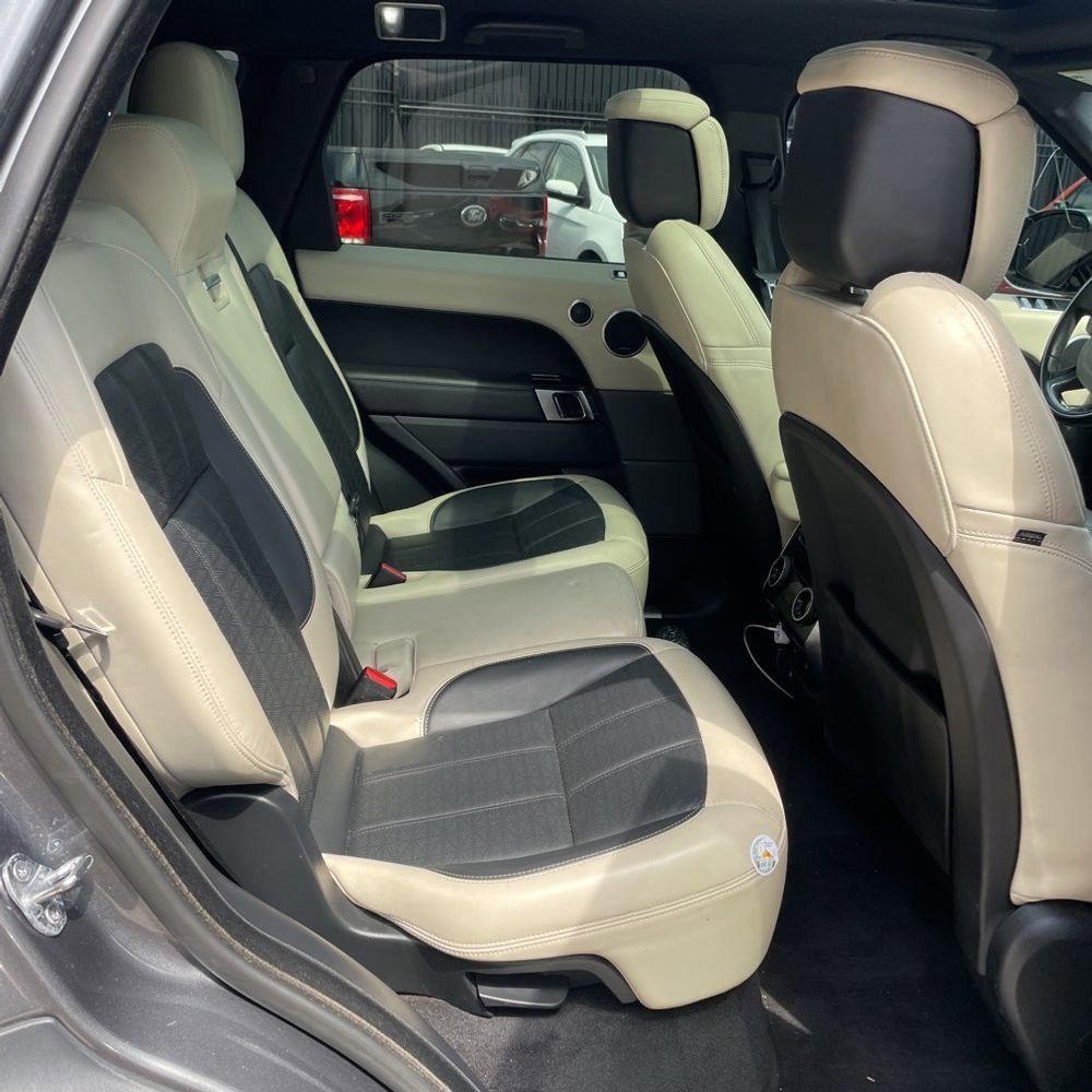 Used 2018 Land Rover Range Rover Sport HSE Dynamic AWD/4WD image 14