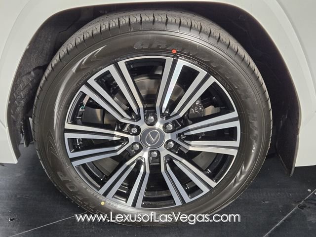 New 2026 Lexus LX 700h Luxury image 9