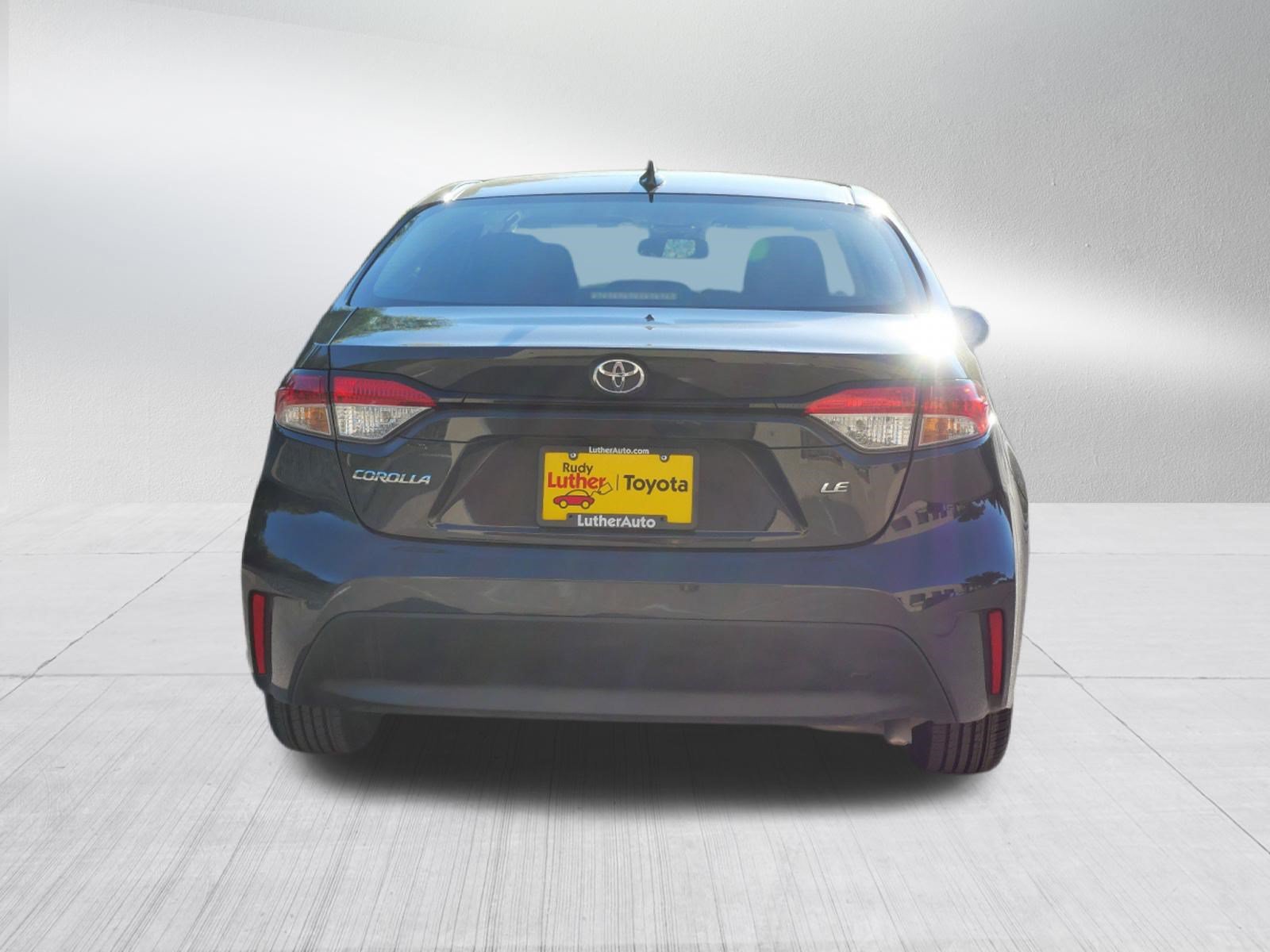 Certified 2025 Toyota Corolla LE FWD image 7