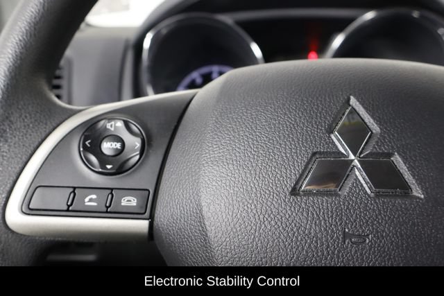 Used 2025 Mitsubishi Outlander Sport ES AWD/4WD image 8