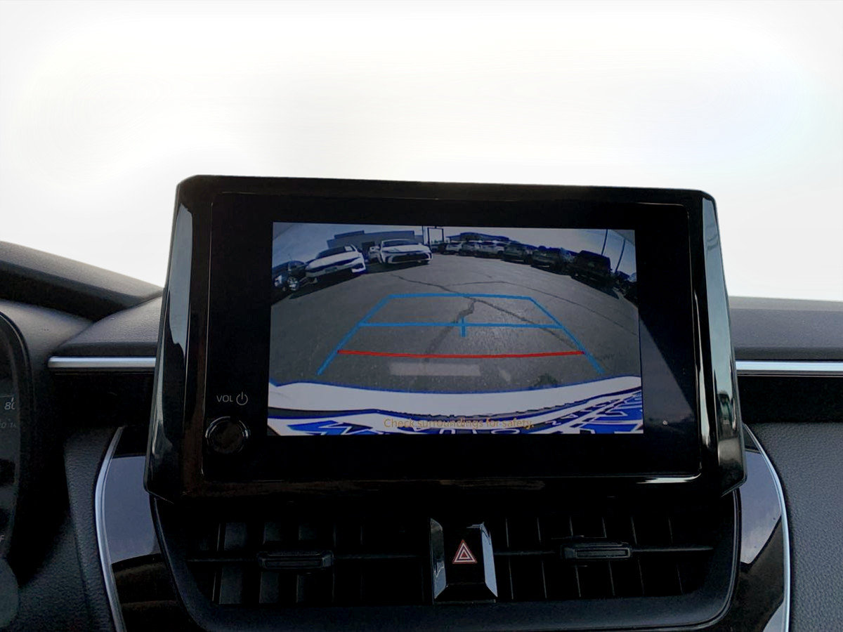 Used 2025 Toyota Corolla LE FWD image 25