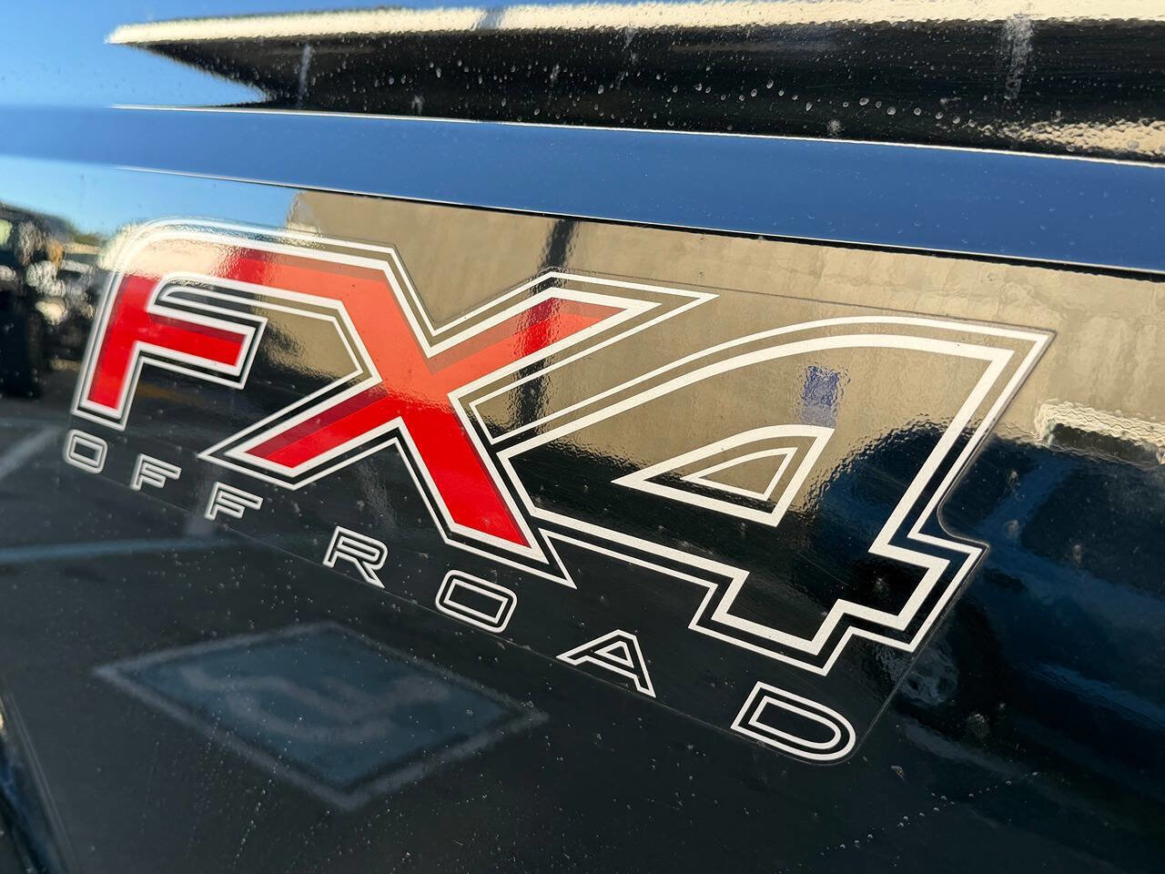 Used 2016 Ford F250 Lariat w/ Lariat Ultimate Package image 9