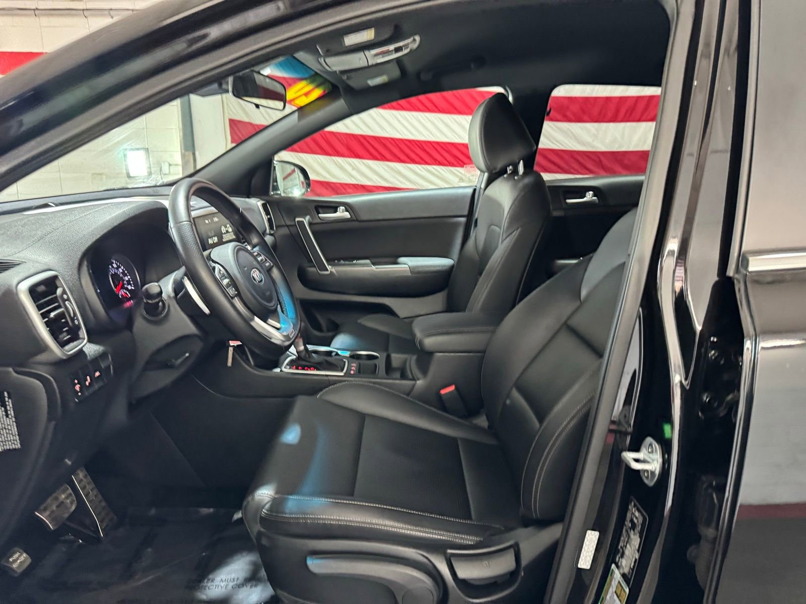 Used 2020 Kia Sportage S image 10