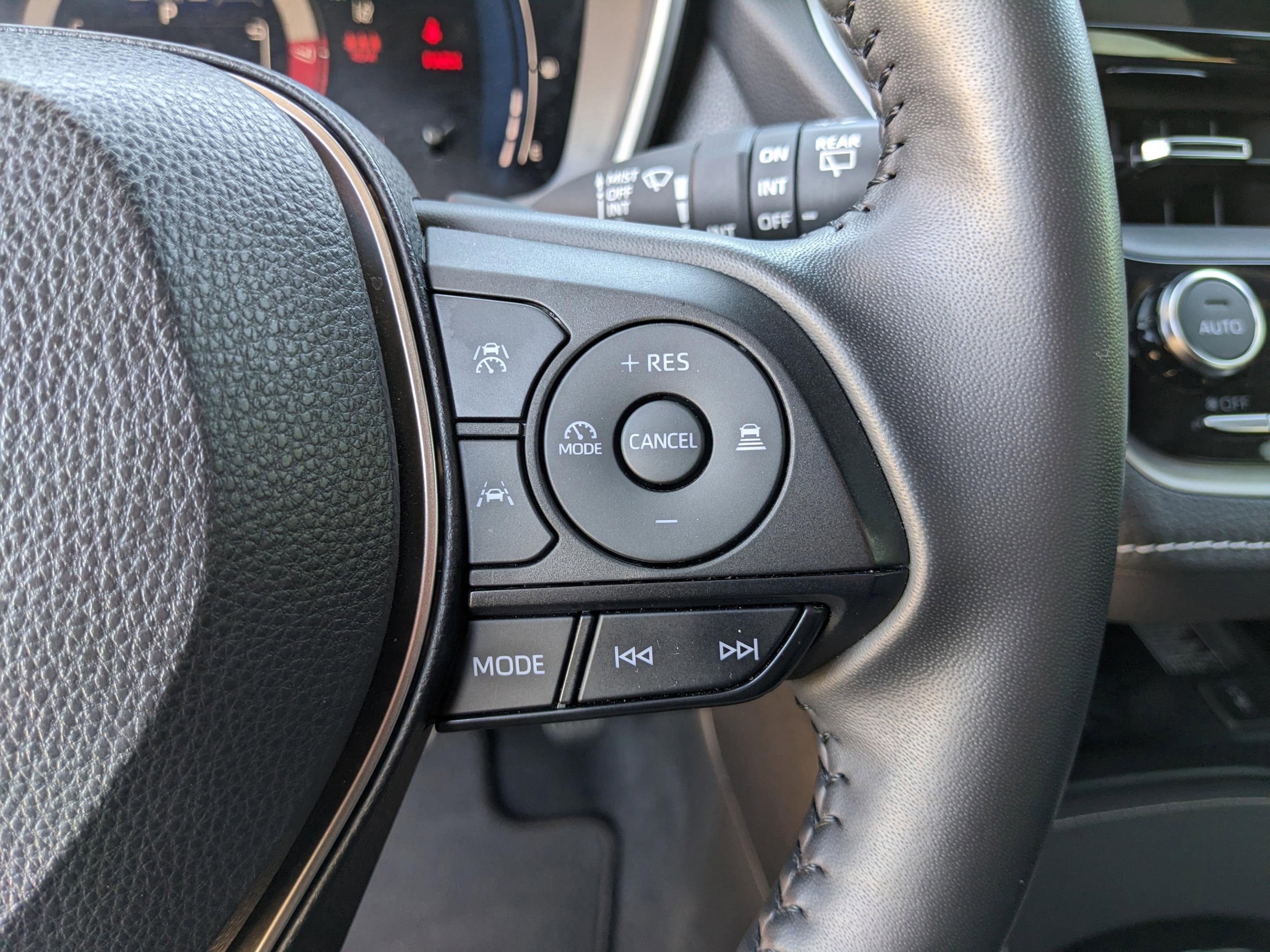 Used 2025 Toyota Corolla XSE image 37