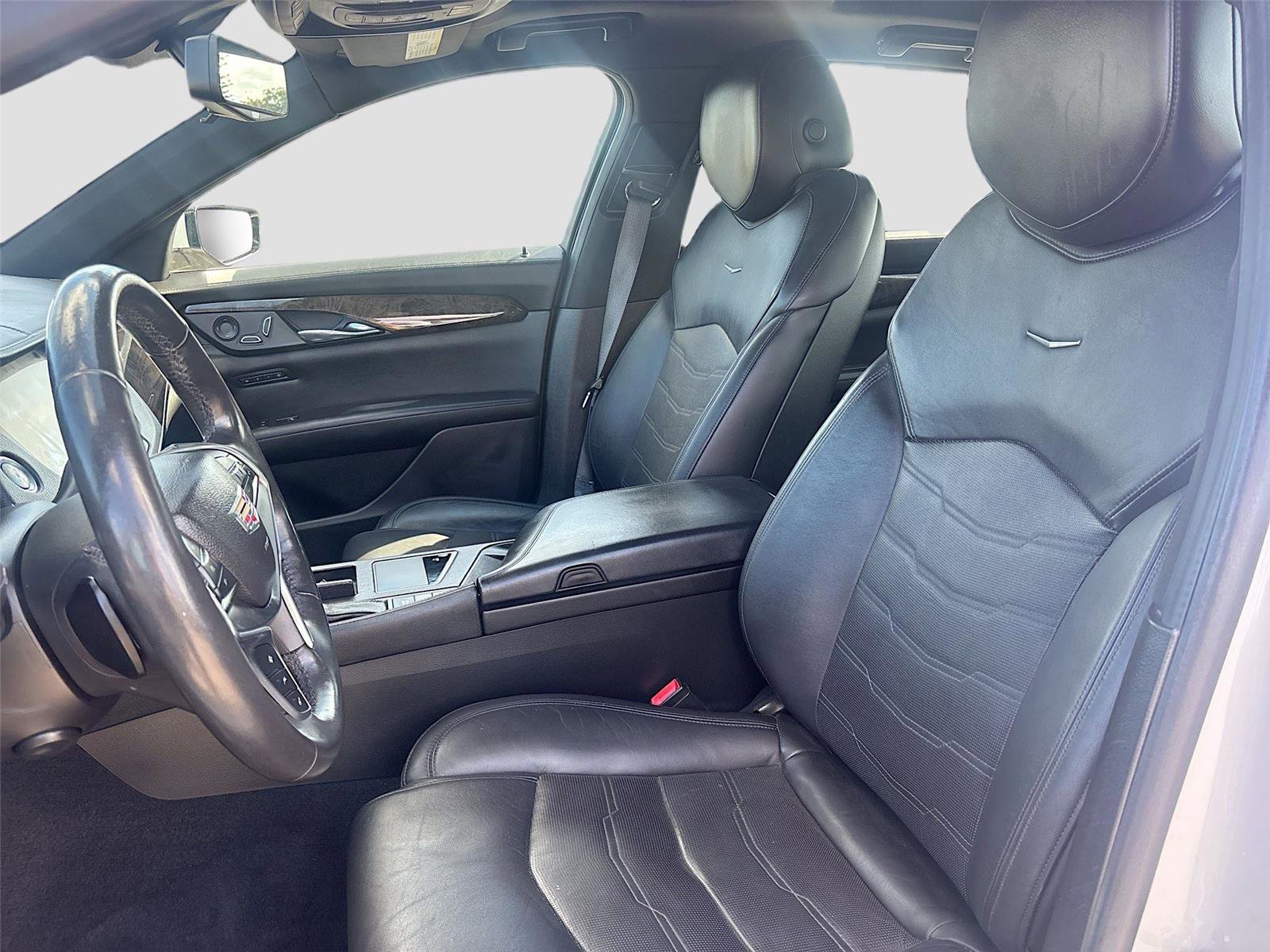 Used 2016 Cadillac CT6 Luxury image 24