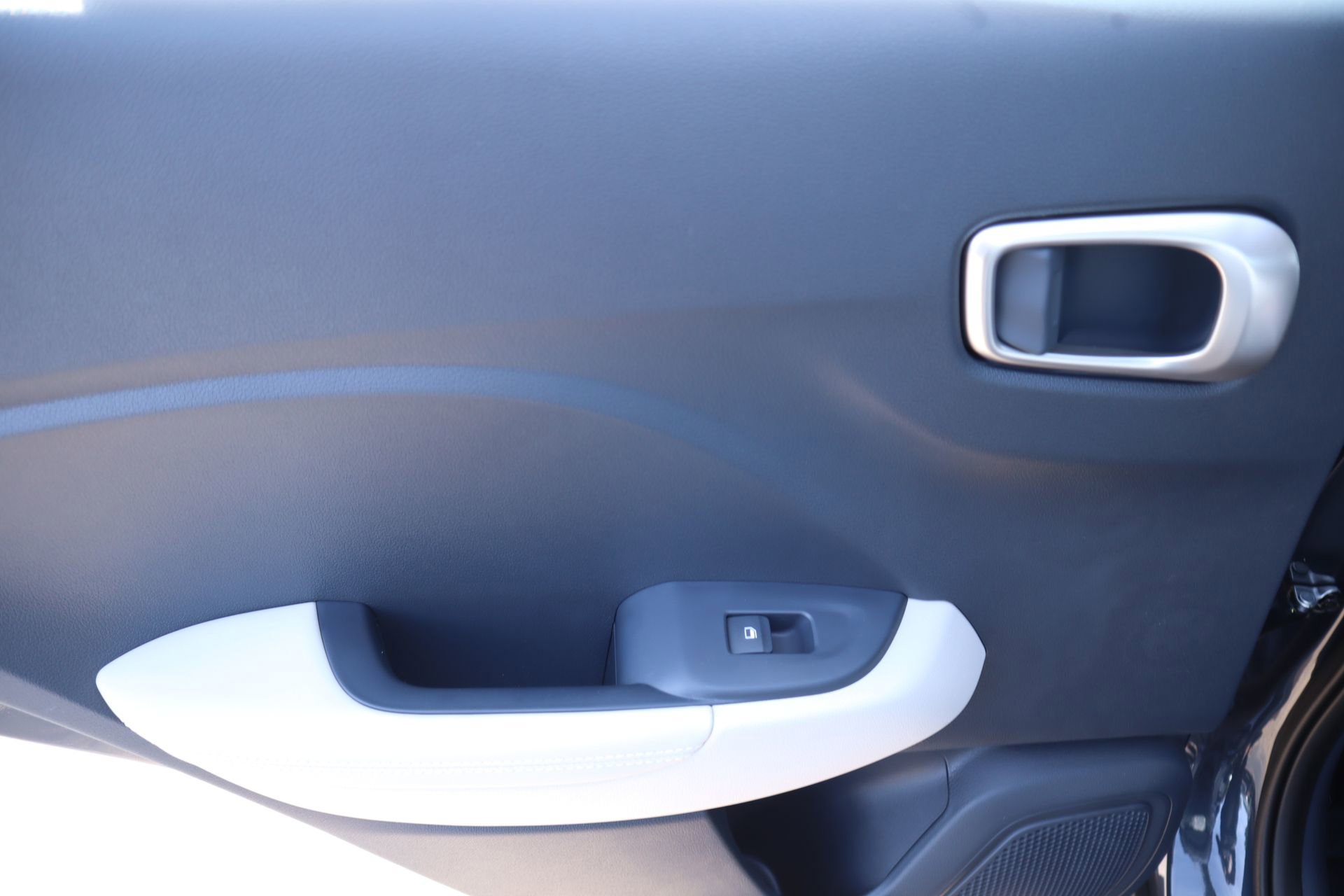 New 2026 Hyundai Venue SEL image 13