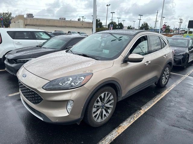 Used 2020 Ford Escape Titanium AWD/4WD image 2