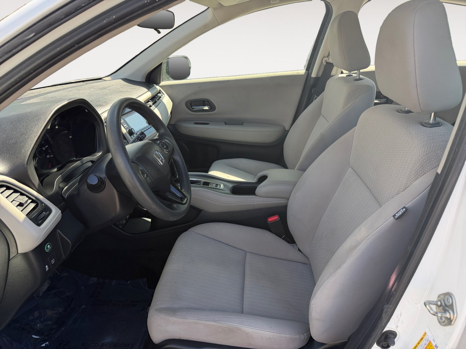 Used 2018 Honda HR-V LX image 9