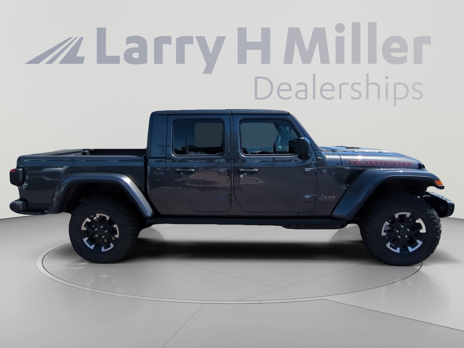New 2026 Jeep Gladiator Rubicon w/ Capability Package AWD/4WD image 6