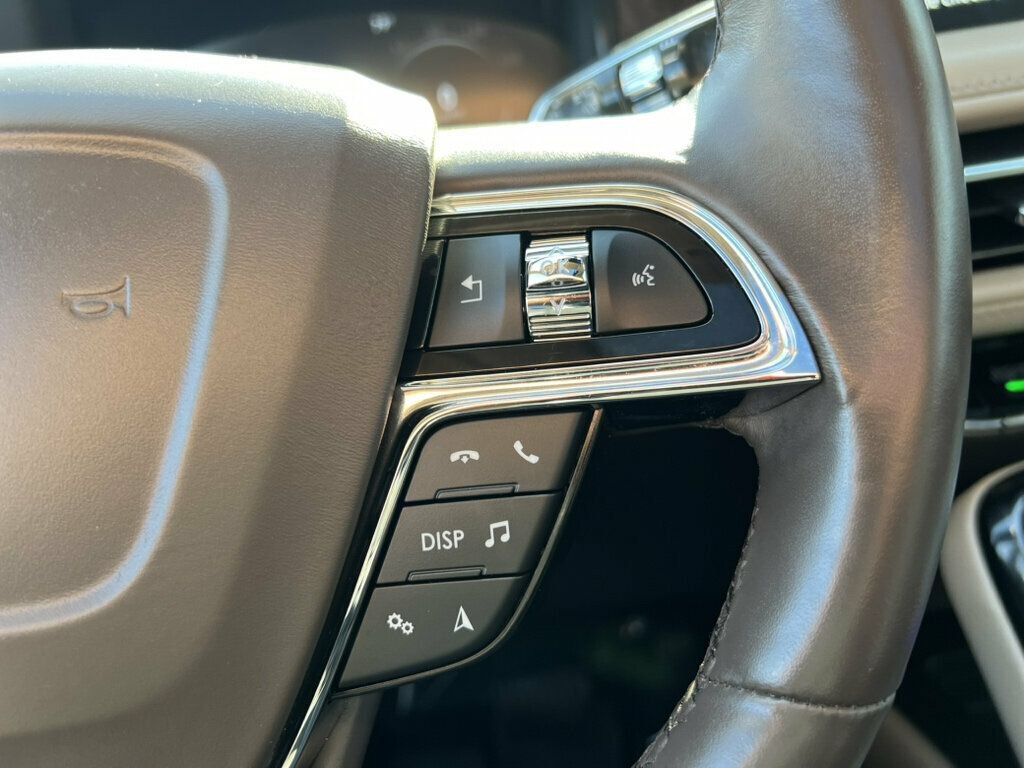 Used 2023 Lincoln Nautilus Reserve w/ Equipment Group 202A AWD/4WD image 17
