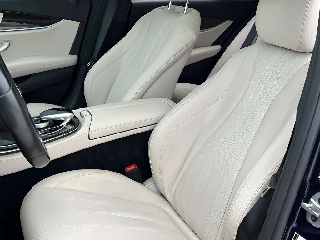 Used 2019 Mercedes-Benz E 300 image 5