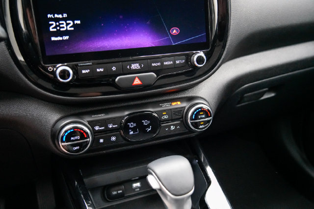 Used 2024 Kia Soul EX FWD image 7