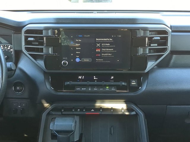 Used 2025 Toyota Tundra SR5 w/ SR5 Convenience Package AWD/4WD image 17