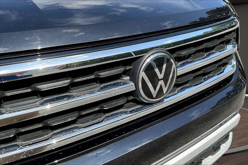 Used 2023 Volkswagen Atlas SE w/ Panoramic Sunroof Package FWD image 38