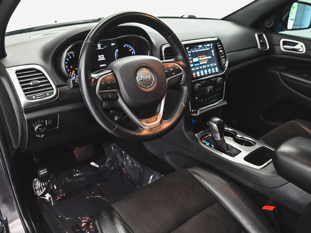 Used 2021 Jeep Grand Cherokee Laredo X AWD/4WD image 14