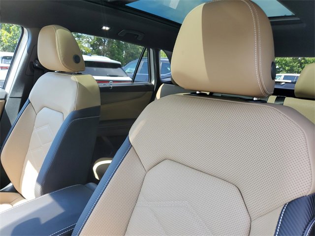 New 2026 Volkswagen Atlas Cross Sport SE image 18