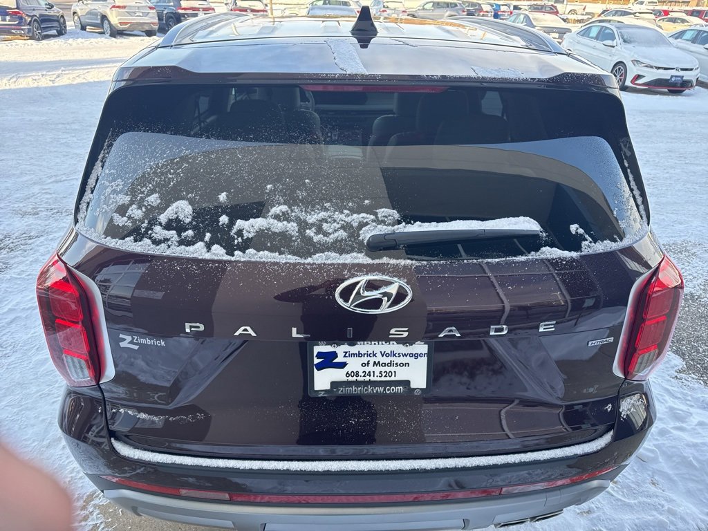 Used 2023 Hyundai Palisade Limited w/ Cargo Package image 7
