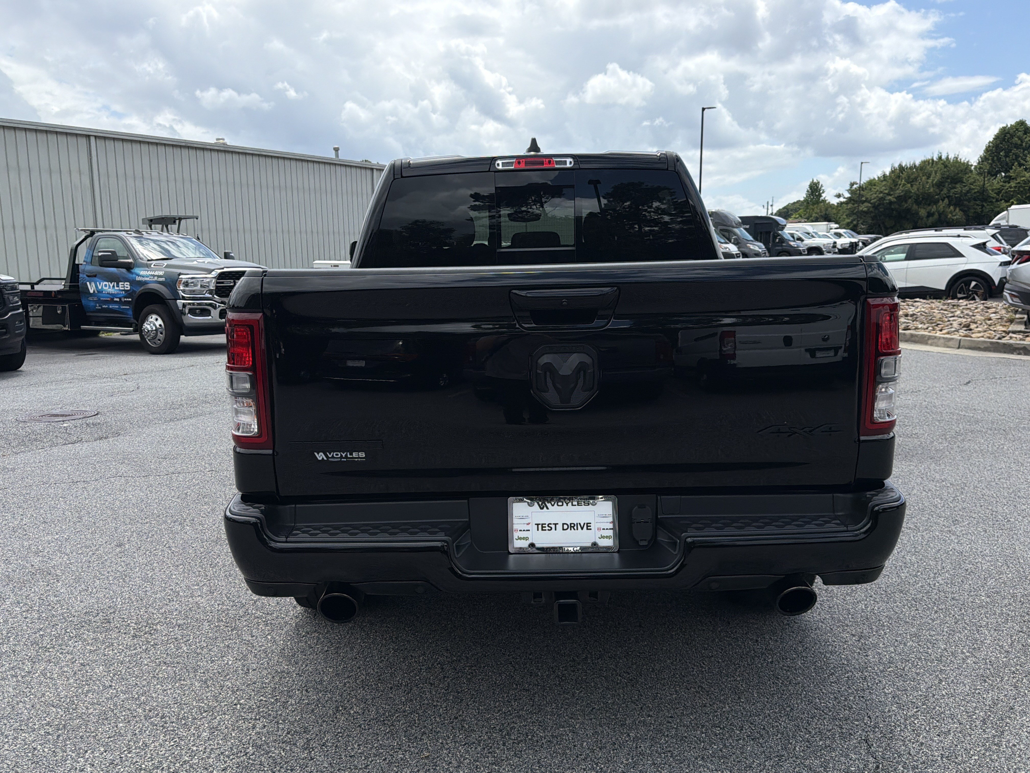 Used 2023 RAM 1500 Big Horn AWD/4WD image 7