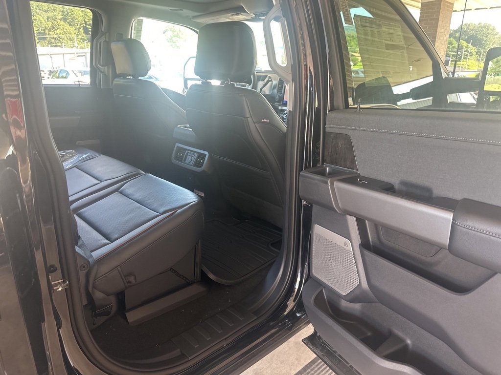 New 2025 Ford F350 Lariat w/ Lariat Ultimate Package image 19